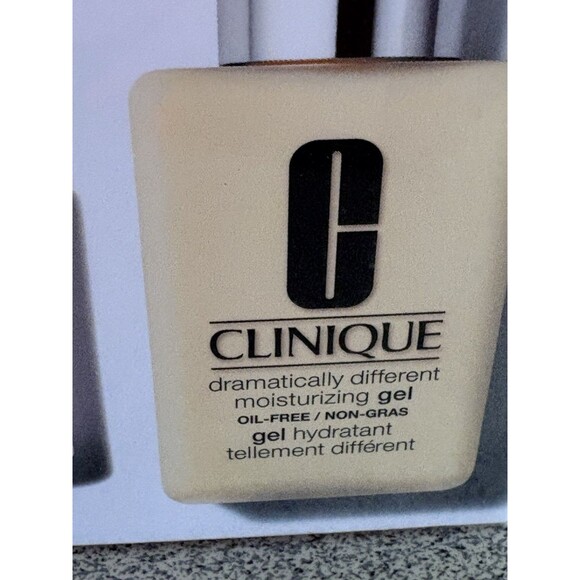 Clinique 3-Step Skin Care System Type 3 Combination Oily to Oily Skin 3pc Set - Picture 3 of 7